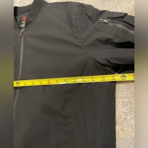 TBMPOY Men’s Fashion LightweightBlack Bomber Jacket Size Medium Like New - Picture 8 of 11
